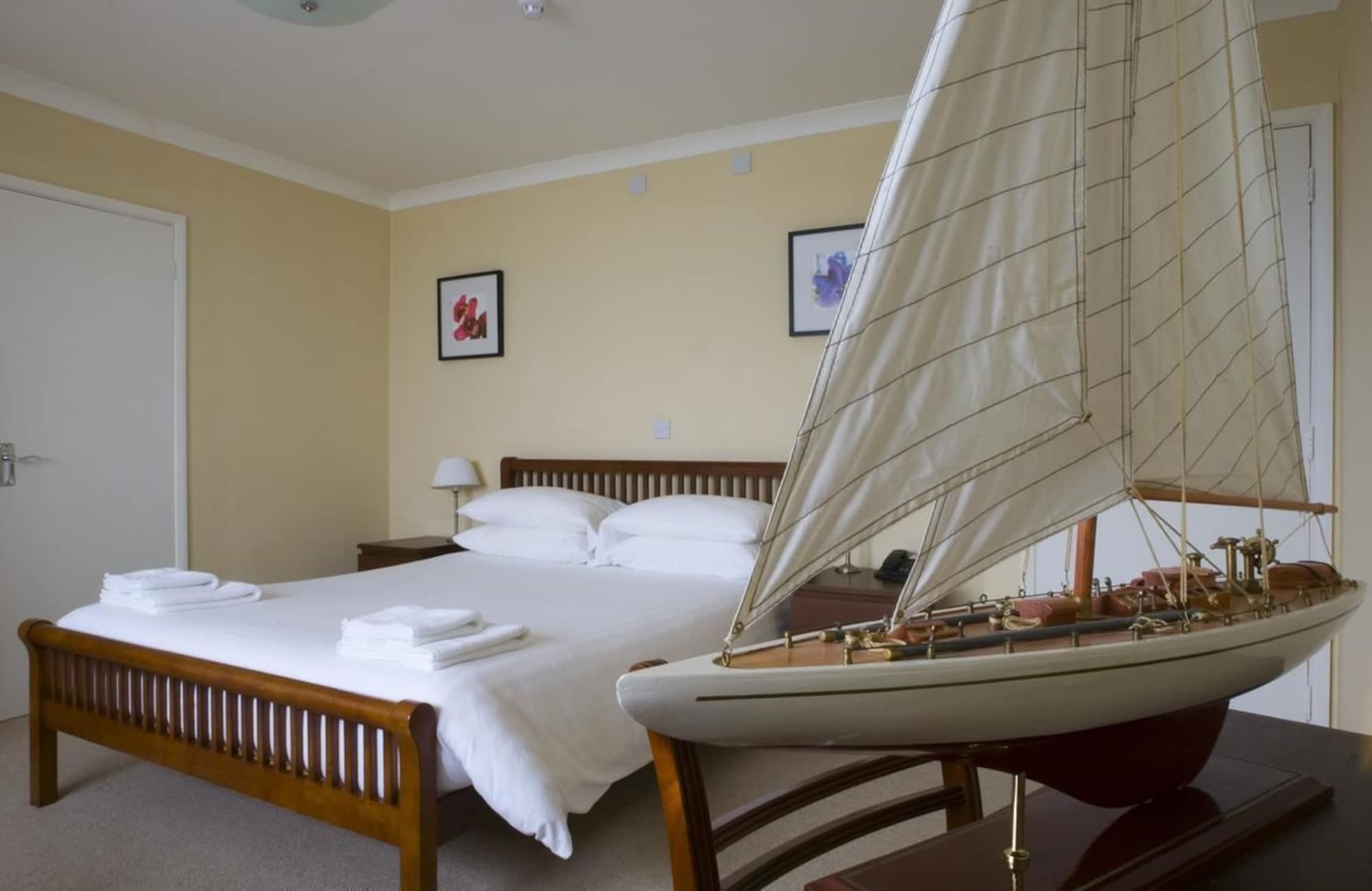 The White Rock Hotel Гастингс Экстерьер фото
